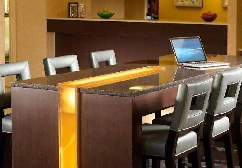 Residence Inn By Marriott Phoenix Airport Hotel